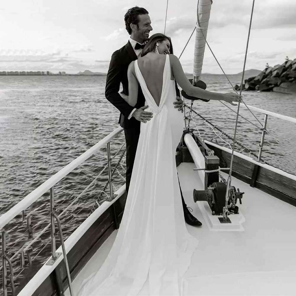 Mermaid Chiffon Detachable Drape Back V-neck Satin Wedding Dresses