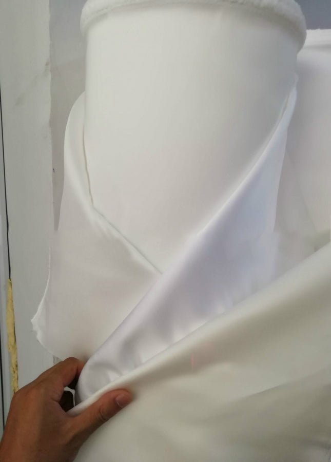 Off-the-shoulder Lace Appliques A-Line White Tulle Bridal Wedding Gown