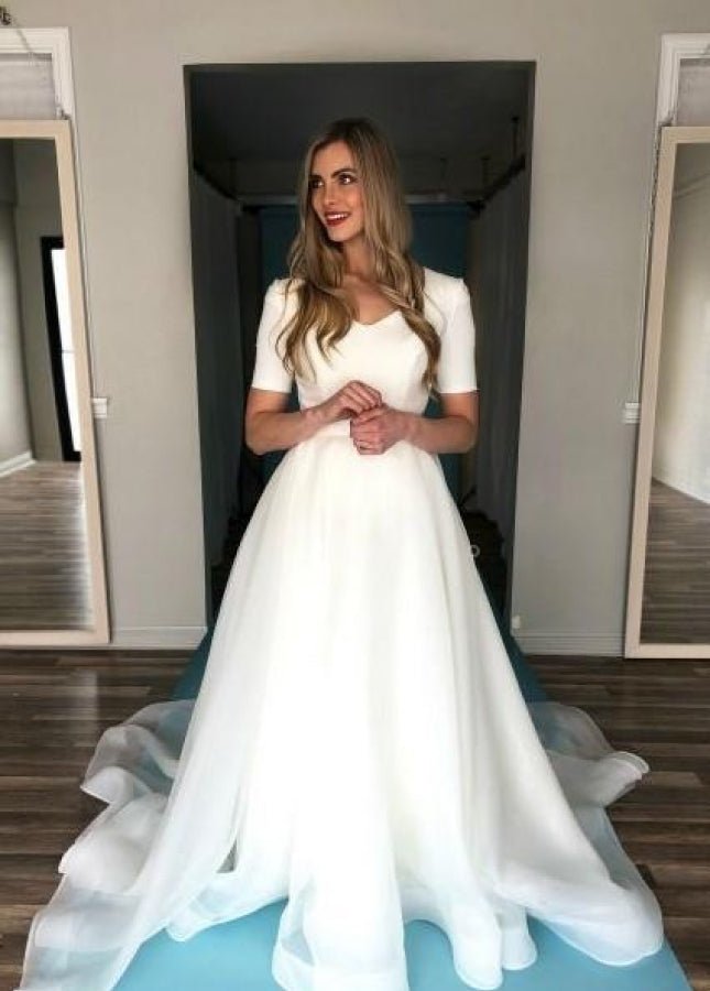 Short Sleeve V-Neck Simpe Pure White Modest Wedding Gown with Long Train