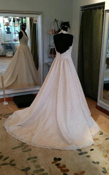 Elegant Sleeveless Pleated Lace Halter A-Line Wedding Dress