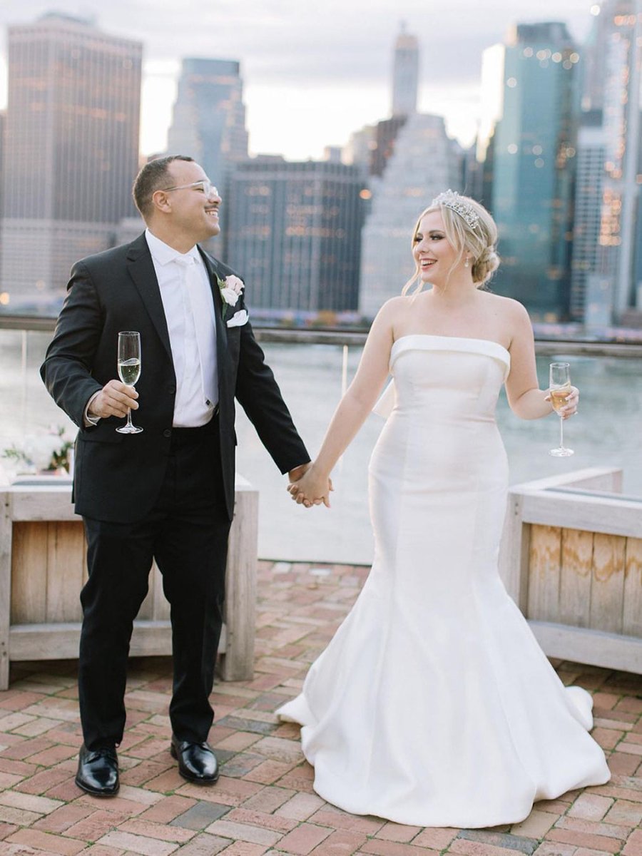 Mermaid Strapless Satin Wedding Dresses With Bow-Knot White Wedding Dress