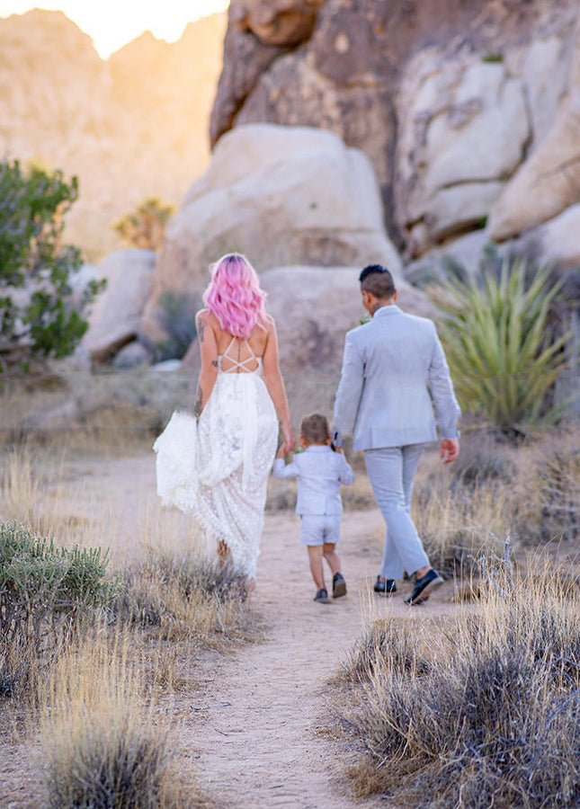 A Line Lace Wedding Dresses Nude Lining