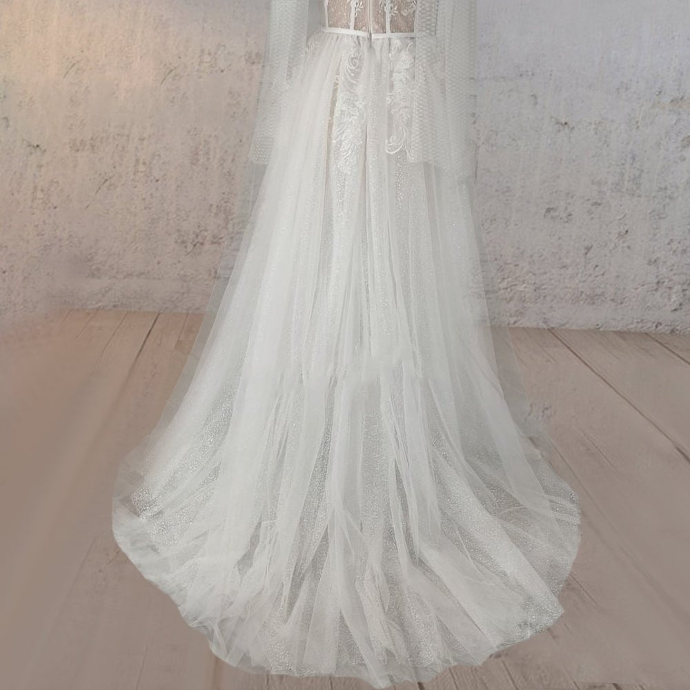 A-Line White Tulle Lace Flattering Wedding Dress With Slit