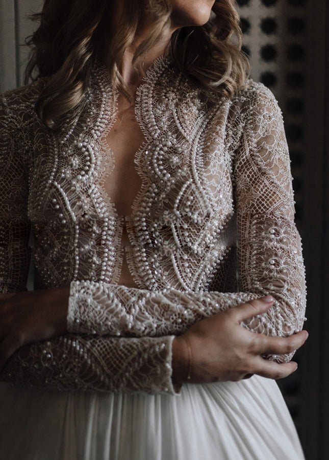 Luxurious Lace Beading Long Sleeves A-Line Pleated Tulle Wedding Dresses