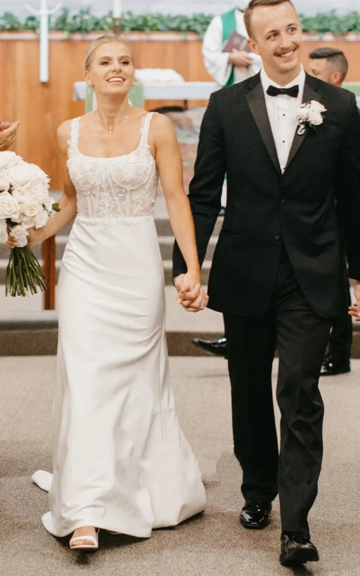 Simple White Sheath Modern Upper Body Applique Sweep Train Wedding Dresses